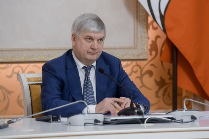 Воронежский губернатор представил программу по реконструкции водопроводных и тепловых сетей