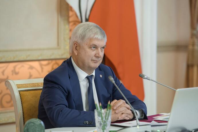 Александр Гусев одержал победу на выборах губернатора Воронежской области