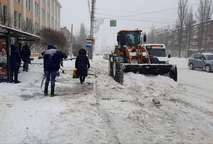 Снежный коллапс: в Воронеже депутат предложил уйти на удаленку до окончания снегопадов